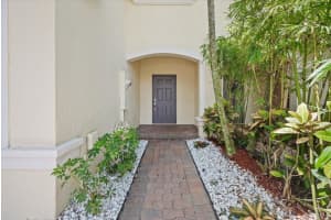 13426 Georgian Court, Wellington, FL 33414 Sold 12/01/23