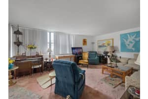 20441 NE 30th Avenue 424-9, Aventura, FL 33180 Sold 03/14/24