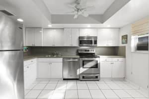 1225 Carlton Court 103, Fort Pierce, FL 34949 Sold 11/06/23