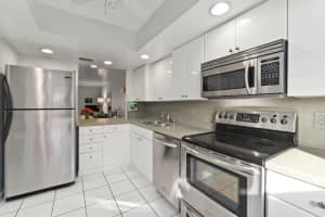 1225 Carlton Court 103, Fort Pierce, FL 34949 Sold 11/06/23