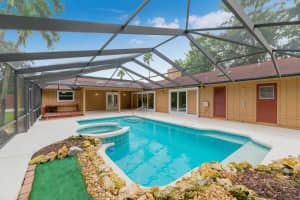 550 NE Town Terrace, Jensen Beach, FL 34957 Sold 01/23/24