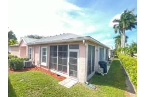 10705 Pelican Drive, Wellington, FL 33414 Sold 11/08/23