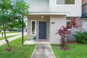 1804 Wharf Lane, Greenacres, FL 33463 Sold 11/17/23