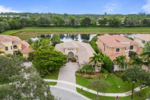 694 Edgebrook Lane, Royal Palm Beach, FL 33411 Sold 11/21/23