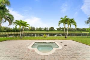 694 Edgebrook Lane, Royal Palm Beach, FL 33411 Sold 11/21/23
