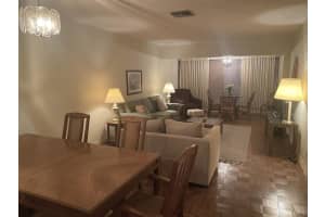 1121 Cactus Terrace 204, Delray Beach, FL 33445 Sold 11/15/23