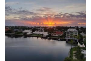 400 Seasage Drive 805, Delray Beach, FL 33483 Sold 12/12/23