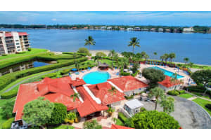 106 Half Moon Circle #F1, Hypoluxo, FL 33462 Sold 04/16/24