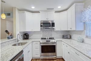 51 Woodland Drive 106, Vero Beach, FL 32962 Sold 12/11/23