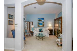 406 24th Avenue SW, Vero Beach, FL 32962 Sold 11/16/23