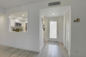 9 Willowbrook Lane 106, Delray Beach, FL 33446 Sold 11/14/23