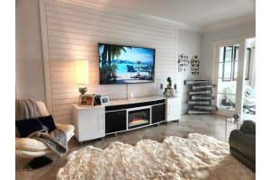 3 Harbour Isle Drive E 206, Fort Pierce, FL 34949 Sold 12/28/23