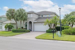 3536 NW Deer Oak Dr Drive, Jensen Beach, FL 34957 Sold 03/21/24