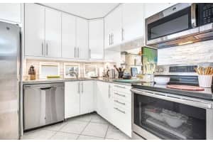 2669 Garden Dr APT 410, Lake Worth Beach, FL 33461, Sold 01/23/24