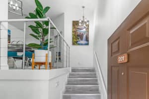 4 Via De Casas Sur 201, Boynton Beach, FL 33426 Sold 12/29/23