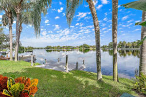 12601 Shoreside Lane, Wellington, FL 33414 Sold 03/14/24