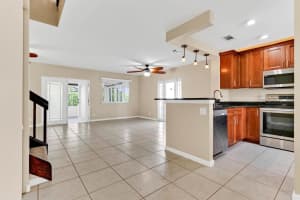 3911 Circle Lake Drive, West Palm Beach, FL 33417 Sold 11/20/23