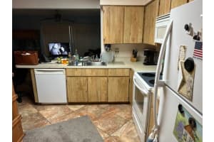 7469 SE Flamingo Way, Hobe Sound, FL 33455 Sold 01/05/24