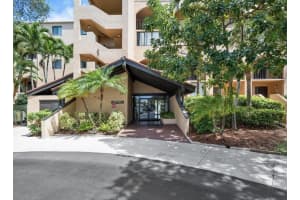 755 Dotterel Rd APT 1506, Delray Beach, FL 33444, Sold 01/16/24