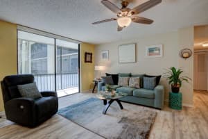 5220 Las Verdes Circle 203, Delray Beach, FL 33484 Sold 03/15/24