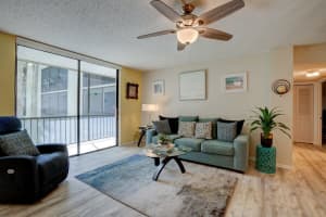 5220 Las Verdes Circle 203, Delray Beach, FL 33484 Sold 03/15/24