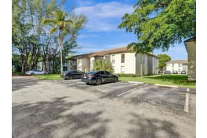 423 N Laurel Drive 1805, Margate, FL 33063 Sold 05/03/24