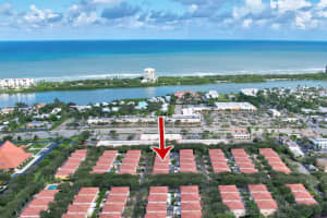 22 Tall Oaks Circle, Tequesta, FL 33469 Sold 11/08/23
