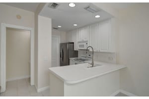 22 Tall Oaks Circle, Tequesta, FL 33469 Sold 11/08/23