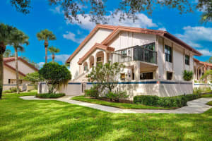 6050 SE Martinique Drive 201, Stuart, FL 34997 Sold 11/17/23