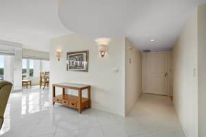 701 E Camino Real 8e, Boca Raton, FL 33432 Sold 07/11/24