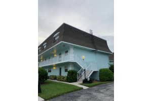 1901 Indian River Boulevard 101, Vero Beach, FL 32960 Sold 04/25/24