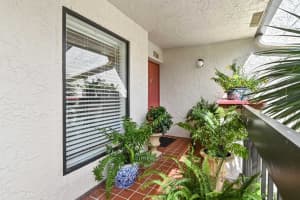 5153 Oak Hill Lane 526, Delray Beach, FL 33484 Sold 03/28/24