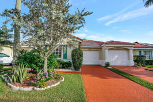 6153 Lake Hibiscus Dr, Delray Beach, FL 33484, Sold 12/01/23
