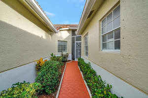 6153 Lake Hibiscus Dr, Delray Beach, FL 33484, Sold 12/01/23