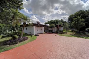 5502 Mulberry Drive, Tamarac, FL 33319 Sold 03/08/24