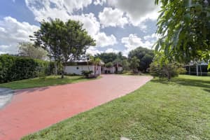 5502 Mulberry Drive, Tamarac, FL 33319 Sold 03/08/24