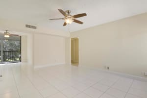 5100 Las Verdes Cir APT 306, Delray Beach, FL 33484, Sold 12/07/23