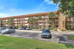 4975 E Sabal Palm Blvd APT 209, Tamarac, FL 33319, Sold 01/11/24