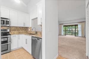 3308 Lucerne Park Drive, Greenacres, FL 33467 Sold 02/15/24