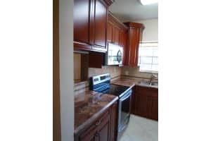 800 Cypress Park Way o, Pompano Beach, FL 33064, Sold 04/10/24