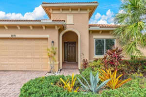 7976 SW Marin Dr, Stuart, FL 34997, Sold 01/05/24