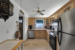 750 SE 6th Ave APT 125, Deerfield Beach, FL 33441, Sold 11/21/23