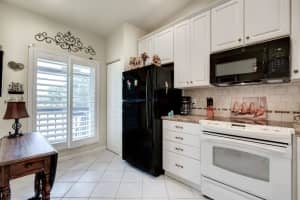 3376 Lucerne Park Drive 2b, Greenacres, FL 33467 Sold 03/18/24