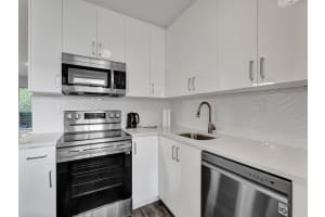 311 Gardens Drive 204, Pompano Beach, FL 33069 Sold 11/27/23