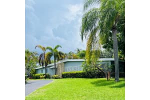 731 SW 28th Avenue, Boynton Beach, FL 33435 Sold 02/22/24