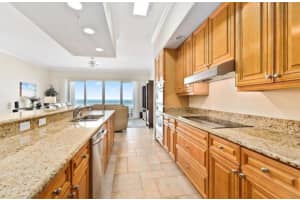 4180 N Hwy A1a 1304b, Fort Pierce, FL 34949 Sold 08/12/25