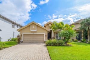 3572 Birague Drive, Wellington, FL 33449 Sold 12/19/23