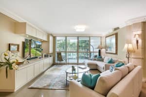 550 SE Mizner Boulevard B209, Boca Raton, FL 33432 Sold 01/10/24