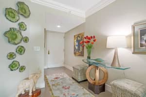 550 SE Mizner Boulevard B209, Boca Raton, FL 33432 Sold 01/10/24