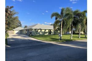 19430 W Indies Lane, Jupiter, FL 33469 Sold 12/08/23